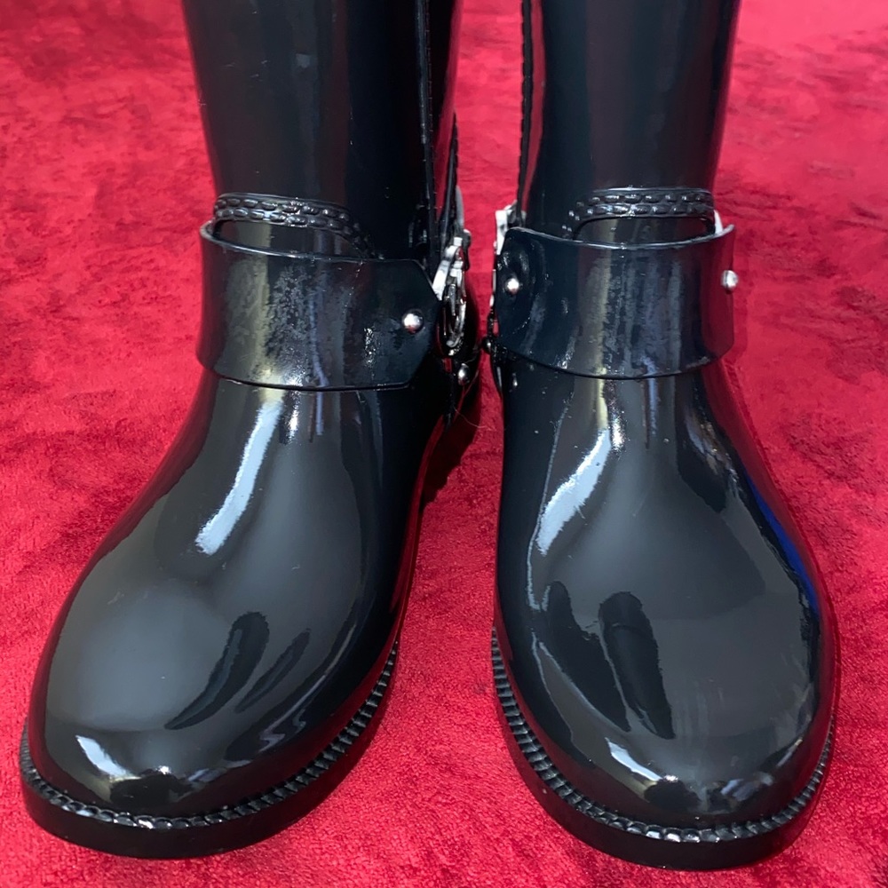 Water proof boots
